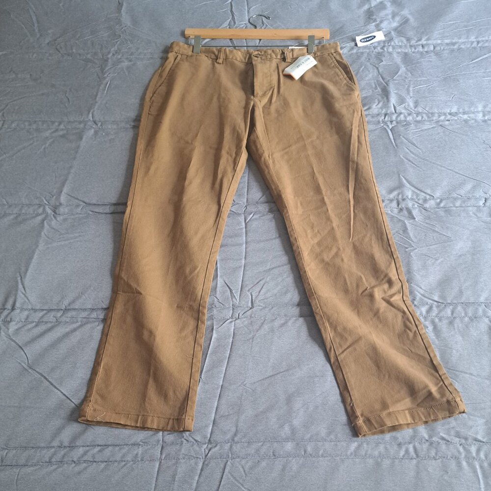 Old Navy Chino pants men's